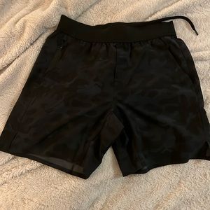 Ten Thousand Interval 7” unlined short. Size small. Black Camo color.